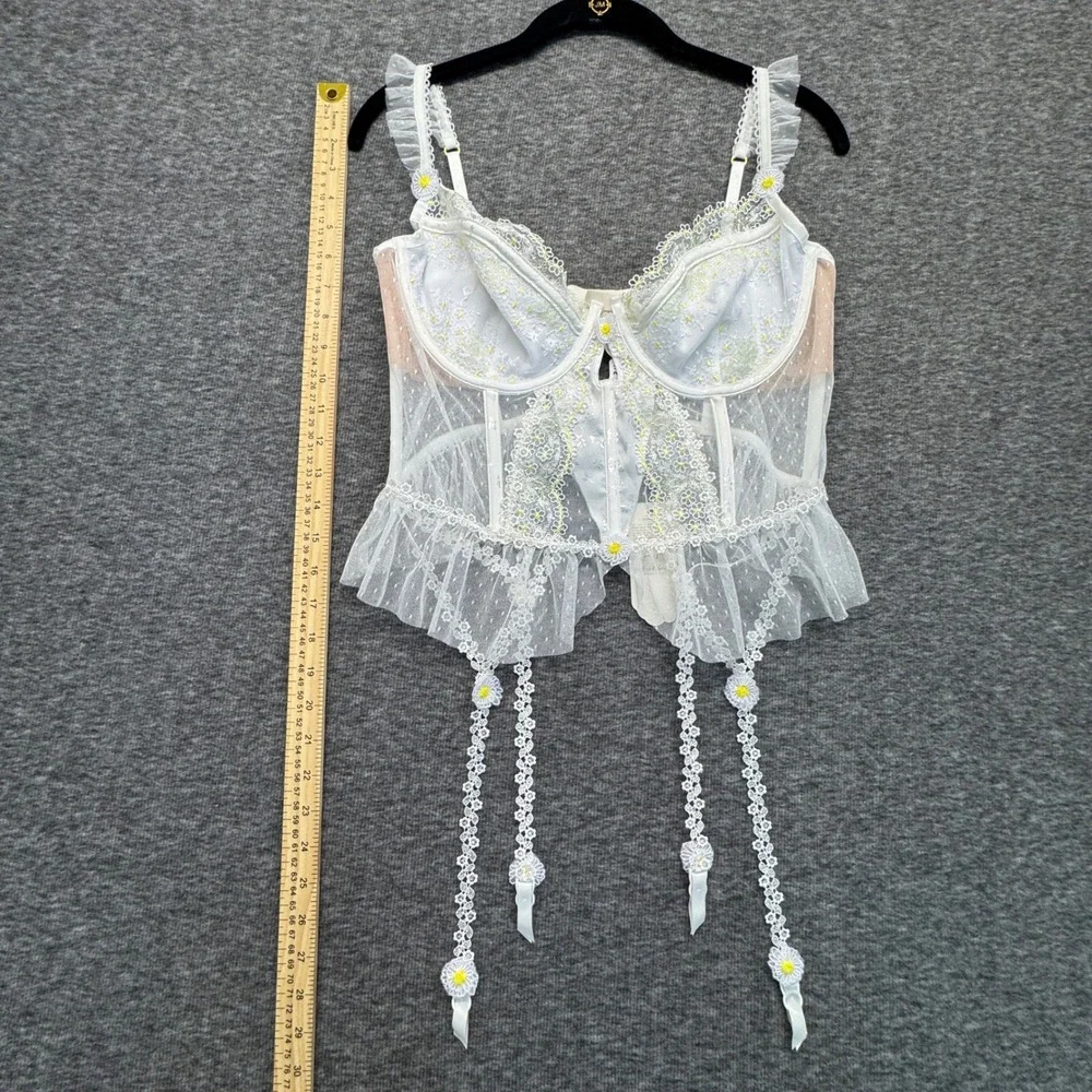 NWT For Love & Lemons White Daisy Bustier Women 38C Bridal Floral Lingerie Fairy